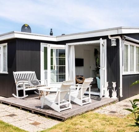 Strand-Chalet Luna - 700 Mtr Van Het Strand Van Ouddorp Exterior photo